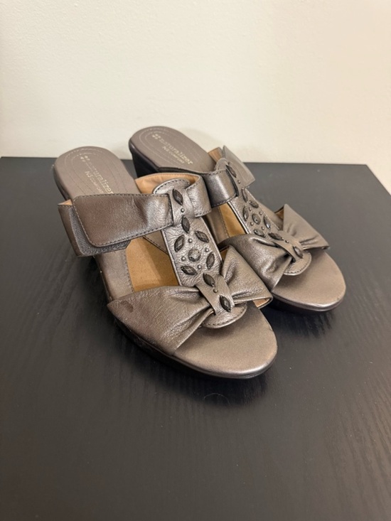 Naturalizer Shoes - Naturalizer Women's Leather Bronze Jewel Adjustable Strap Heels Sandals Sz 9.5W
